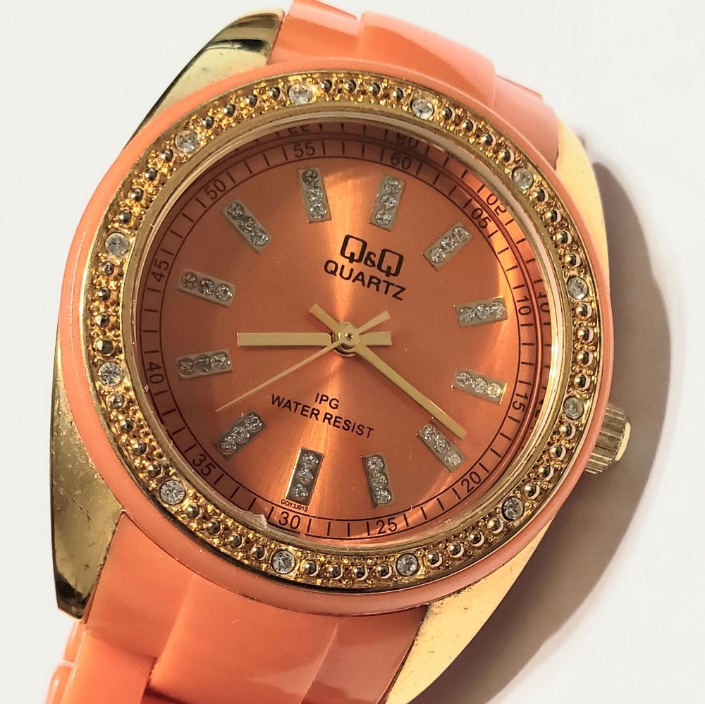 Q&Q Mandarine Orange Watch
